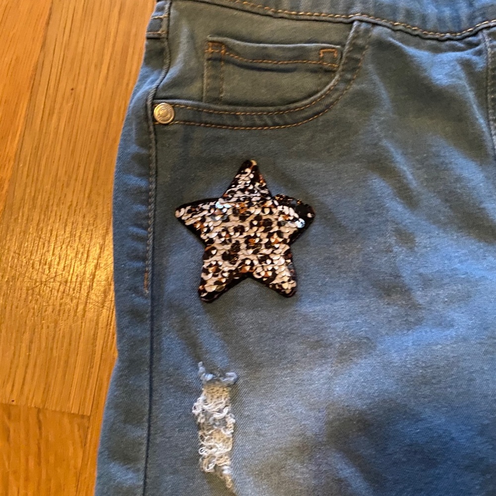 Girl’s skinny jeans with flip sequins - Picture 2 of 8
